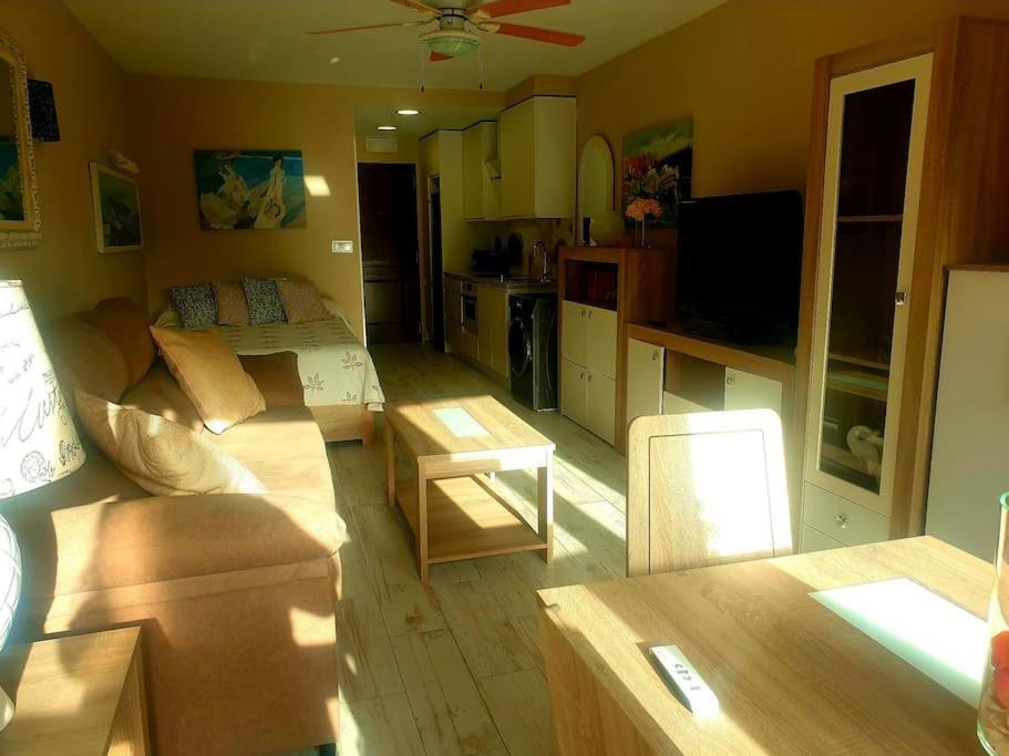 Precioso Estudio Con Piscina A 200m Del Mar Appartement